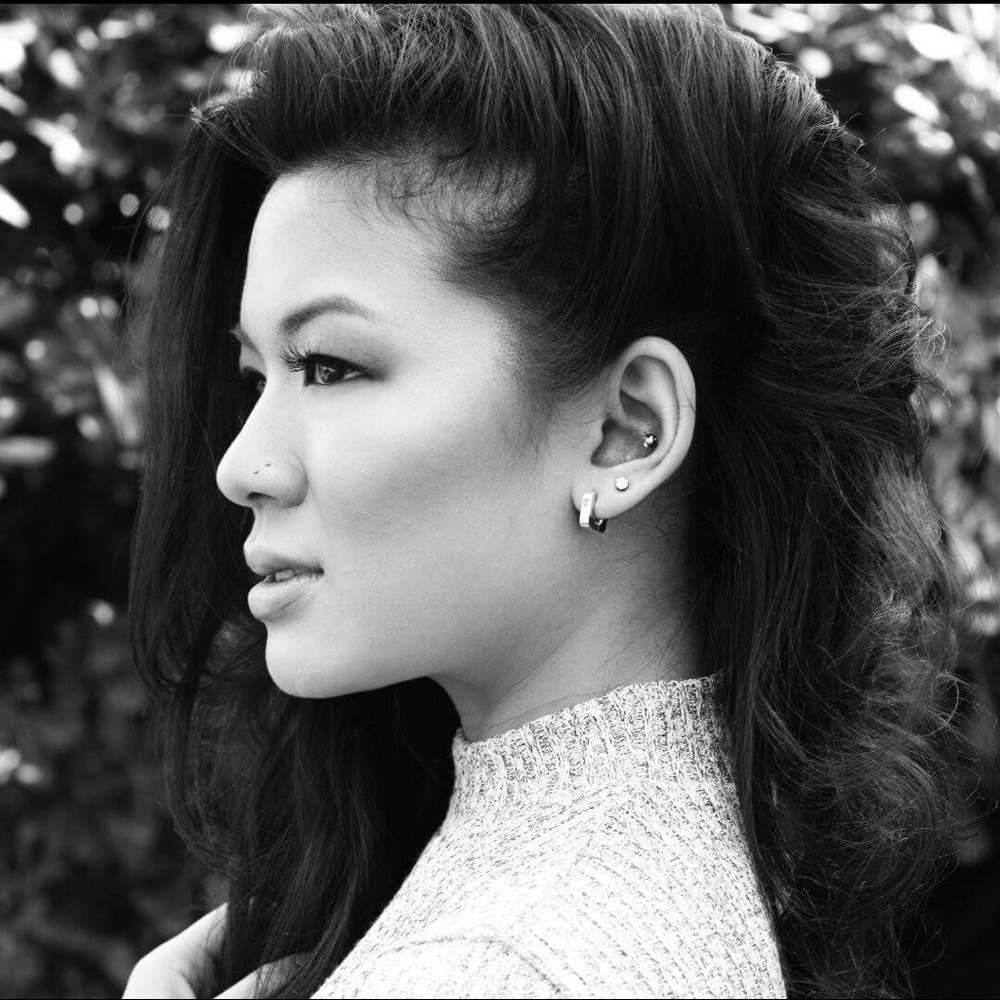 Meet your Posher, Manee